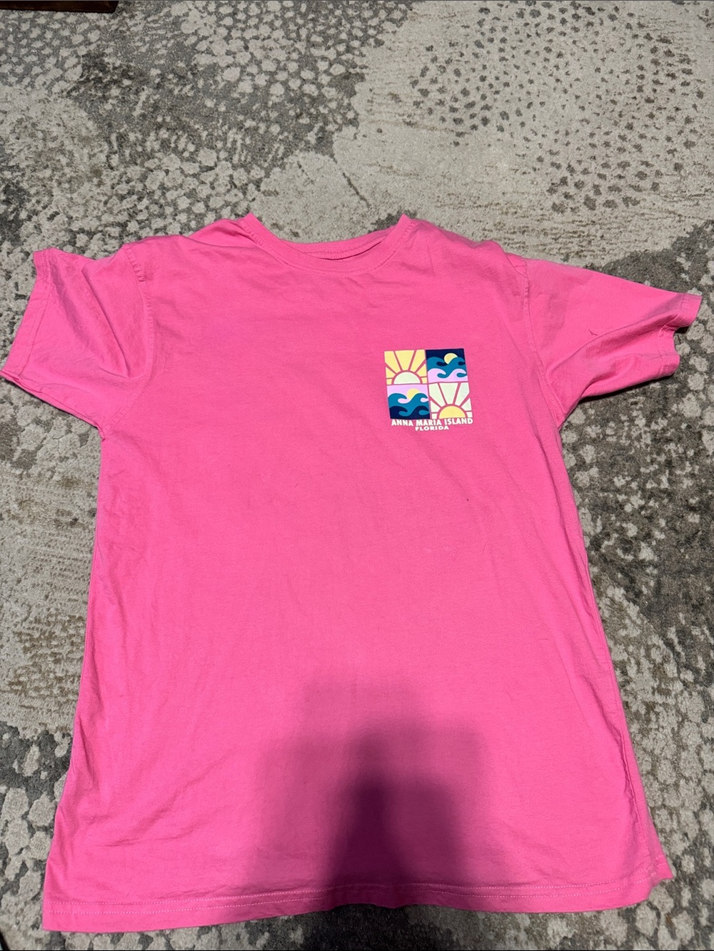Women's Graphic Tees Lot - size M - Picture 4 of 7